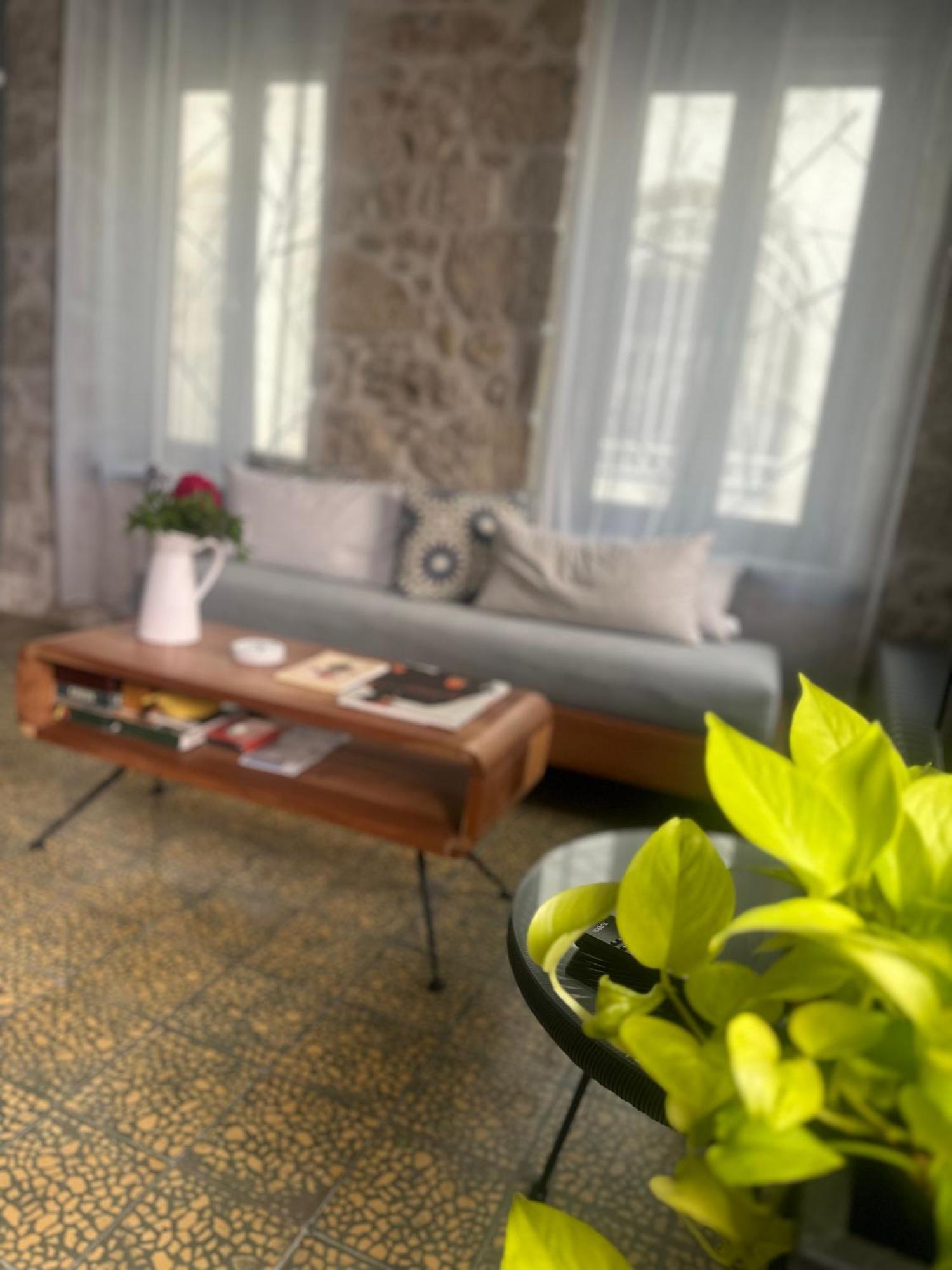 Stone Guest House In The City Candia Esterno foto