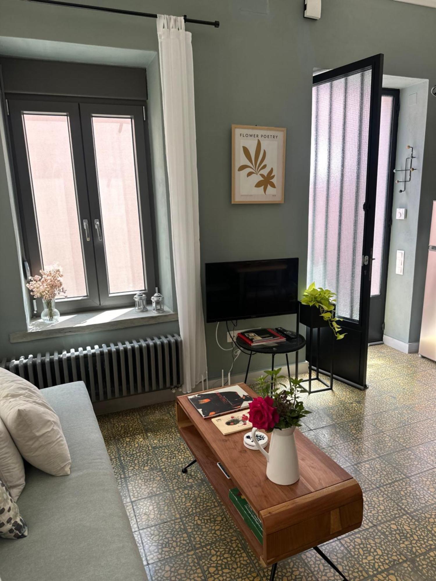 Stone Guest House In The City Candia Esterno foto