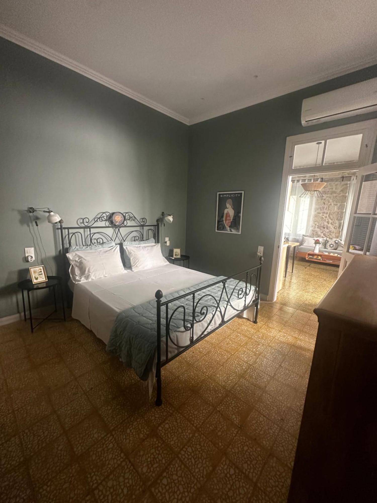 Stone Guest House In The City Candia Esterno foto